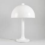 1325 3354 TABLE LAMP